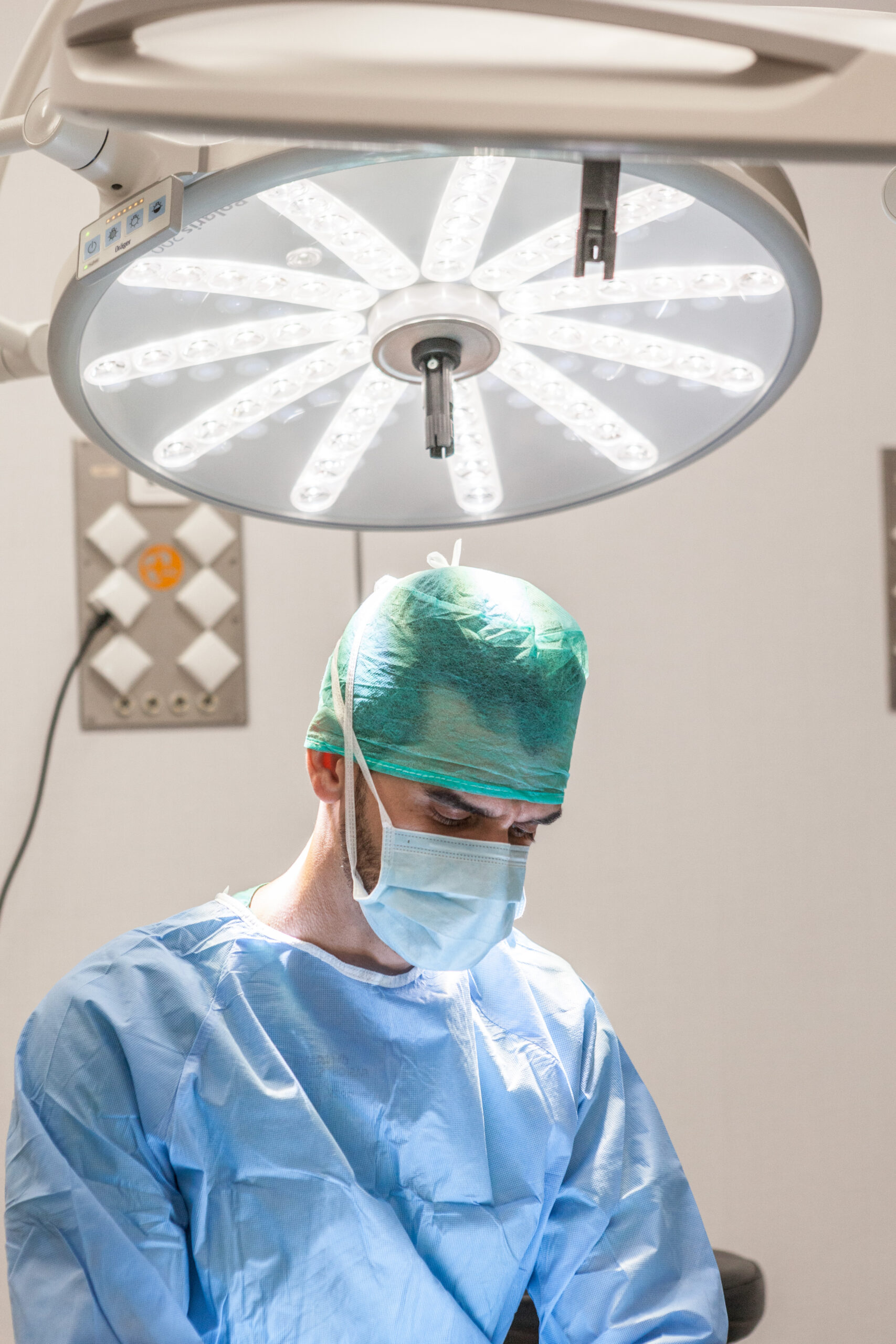 dr alvaro rojas leandro traumatologo (5)